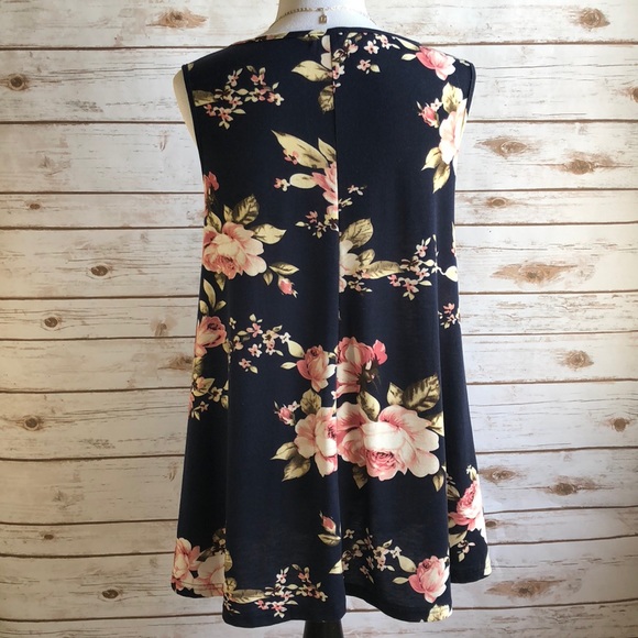 Soft Sleeveless Flare Tunic - Picture 3 of 5